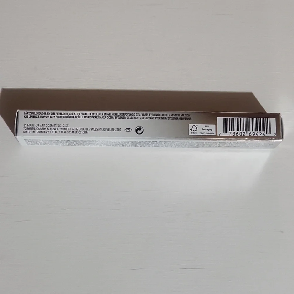 MAC Blurring Blue Colour Excess Gel Pencil Eye Liner